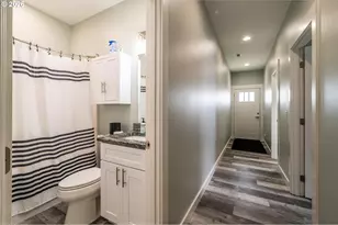 1205 Crocker St, Coos Bay, OR 97420 - Photo 8