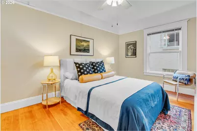 2046 NW Flanders St #22, Portland, OR 97209 - Photo 32