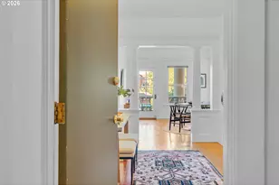 2046 NW Flanders St, Portland, OR 97209 - Photo 8