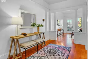 2046 NW Flanders St, Portland, OR 97209 - Photo 10