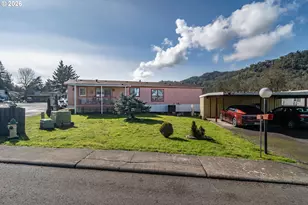 104 Willamina Ln, Roseburg, OR 97470 - Photo 40