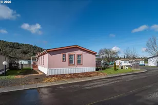 104 Willamina Ln, Roseburg, OR 97470 - Photo 38