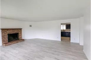 1612 NW Wanell St, Roseburg, OR 97471 - Photo 4