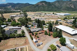 166 Peacock Ln, Myrtle Creek, OR 97457 - Photo 40