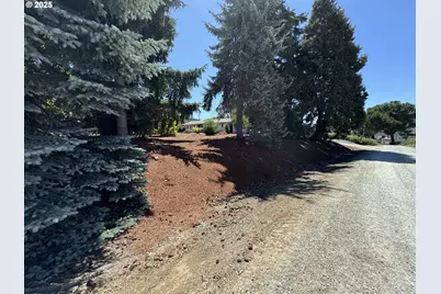 166 Peacock Ln, Myrtle Creek, OR 97457 - Photo 36