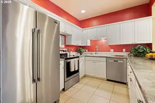 1048 NW Burnside Rd, Gresham, OR 97030 - Photo 16