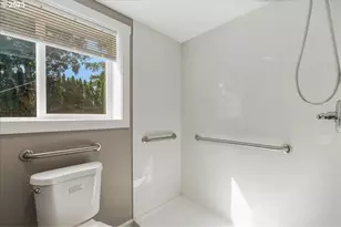 2706 SE Spruce St, Hillsboro, OR 97123 - Photo 18