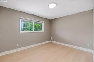 2706 SE Spruce St, Hillsboro, OR 97123 - Photo 10