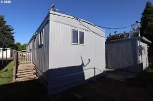 1120 W Fairview Dr, Springfield, OR 97477 - Photo 12