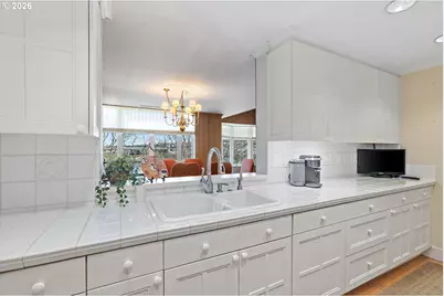 305 S Montgomery St, Portland, OR 97201 - Photo 18