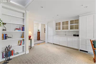 305 S Montgomery St, Portland, OR 97201 - Photo 8