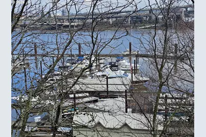 305 S Montgomery St, Portland, OR 97201 - Photo 38