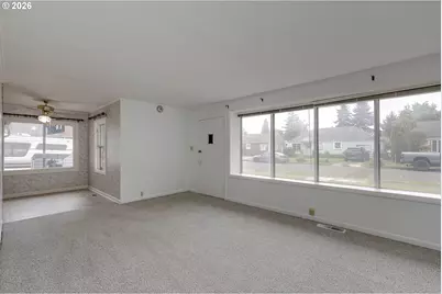 591 Harden Dr, Lebanon, OR 97355 - Photo 6