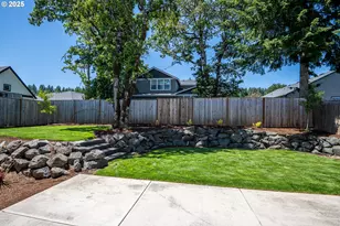 87744 8th St, Veneta, OR 97487 - Photo 32