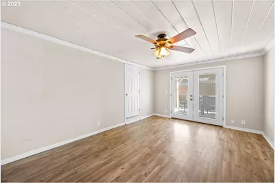 631 E 4th Ave, Riddle, OR 97469 - Photo 8