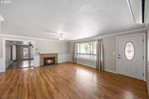 631 E 4th Ave, Riddle, OR 97469 - Photo 2