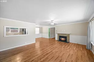 631 E 4th Ave, Riddle, OR 97469 - Photo 4