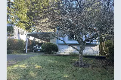 98825 Pleasant Hill Dr #15, Brookings, OR 97415 - Photo 2