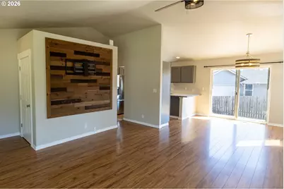 578 Pioneer St, Philomath, OR 97370 - Photo 12