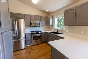 578 Pioneer St, Philomath, OR 97370 - Photo 18