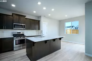 3119 S Magnolia Dr, Cornelius, OR 97113 - Photo 12