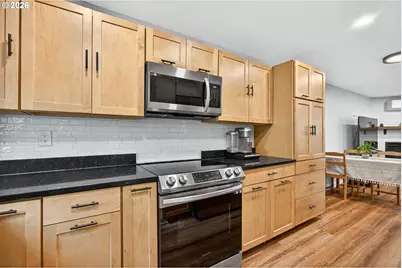 29650 SW Courtside Dr #20, Wilsonville, OR 97070 - Photo 10