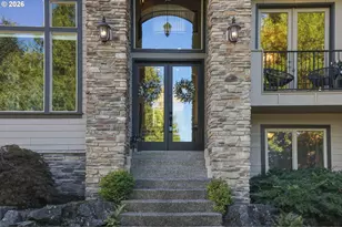 3390 Quail Ridge Ct, West Linn, OR 97068 - Photo 2