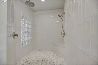 3390 Quail Ridge Ct, West Linn, OR 97068 - Photo 36