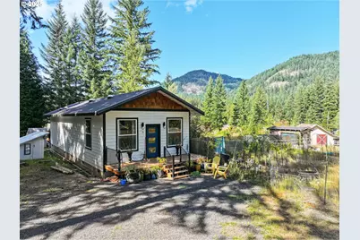 11 Edgewater Dr, Carson, WA 98610 - Photo 2