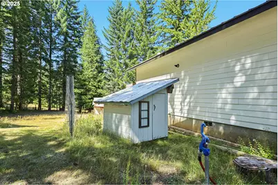 11 Edgewater Dr, Carson, WA 98610 - Photo 32