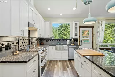 11 Edgewater Dr, Carson, WA 98610 - Photo 12
