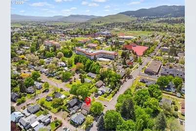 1301 6th St, La Grande, OR 97850 - Photo 4