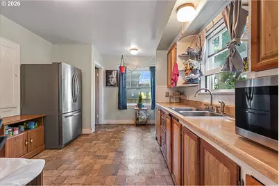 1301 6th St, La Grande, OR 97850 - Photo 10
