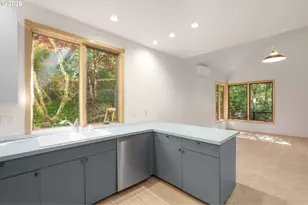 7324 NW Penridge Rd, Portland, OR 97229 - Photo 32