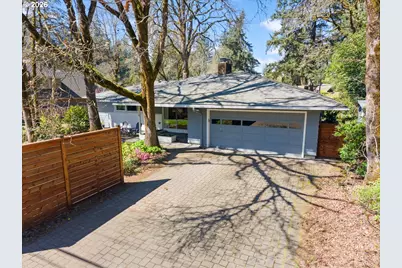 6025 Carman Dr, Lake Oswego, OR 97035 - Photo 2