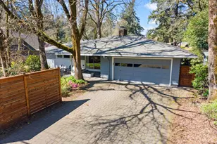 6025 Carman Dr, Lake Oswego, OR 97035 - Photo 2