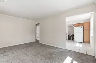 9516 SE 74th Ave, Milwaukie, OR 97222 - Photo 2