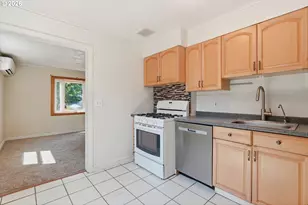9516 SE 74th Ave, Milwaukie, OR 97222 - Photo 8
