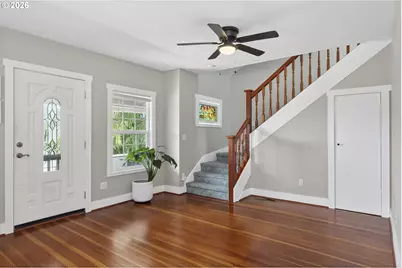 1327 SE Main St, Roseburg, OR 97470 - Photo 6