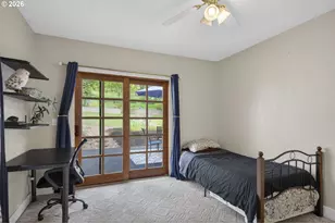 1327 SE Main St, Roseburg, OR 97470 - Photo 16