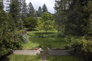 1327 SE Main St, Roseburg, OR 97470 - Photo 42