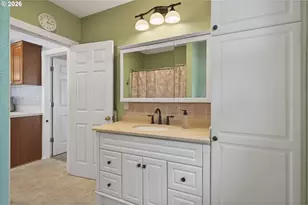 1327 SE Main St, Roseburg, OR 97470 - Photo 18