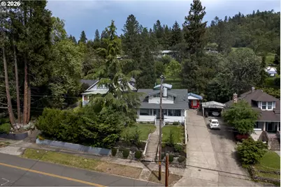 1327 SE Main St, Roseburg, OR 97470 - Photo 46
