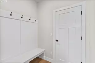 8460 SE Orion Ln, Hillsboro, OR 97123 - Photo 8