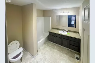 513 Pegasus Ct, Molalla, OR 97038 - Photo 14