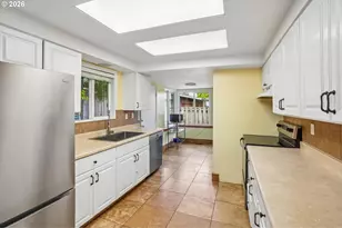 821 SE Bush St, Portland, OR 97202 - Photo 8