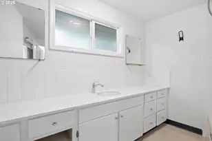 821 SE Bush St, Portland, OR 97202 - Photo 10