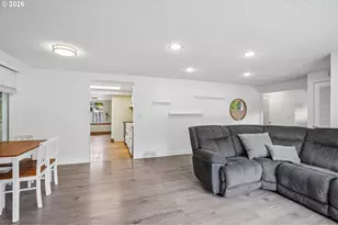 821 SE Bush St, Portland, OR 97202 - Photo 6