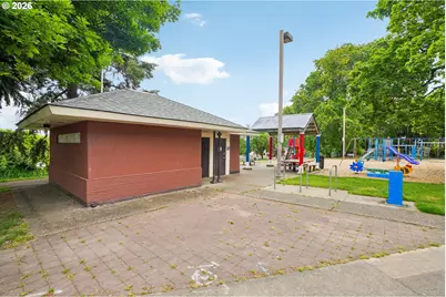 821 SE Bush St, Portland, OR 97202 - Photo 32