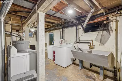821 SE Bush St, Portland, OR 97202 - Photo 24